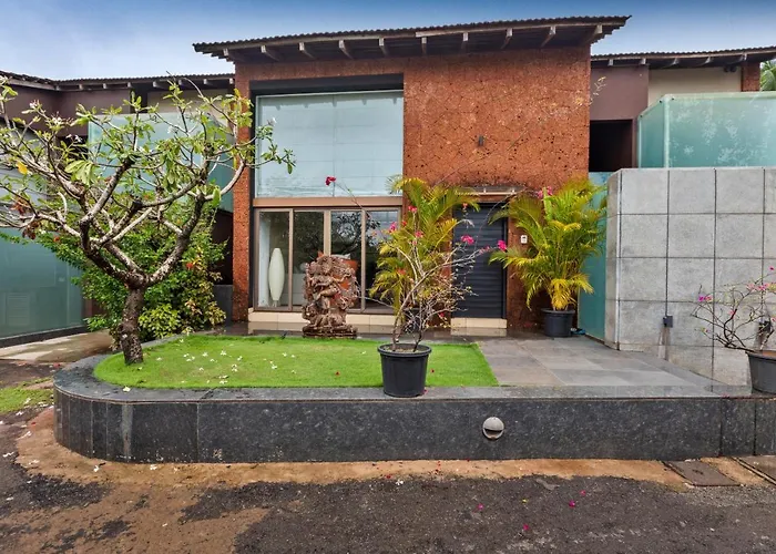 Mangrove Villa: C'Est La Vie Candolim